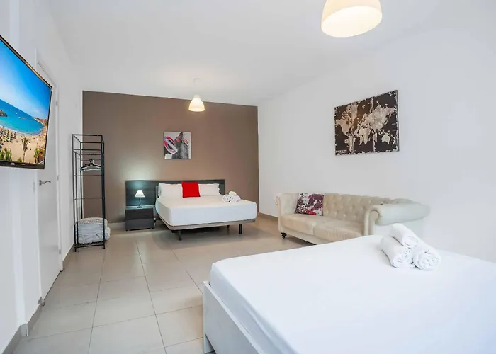 Primrose * Costa Adeje