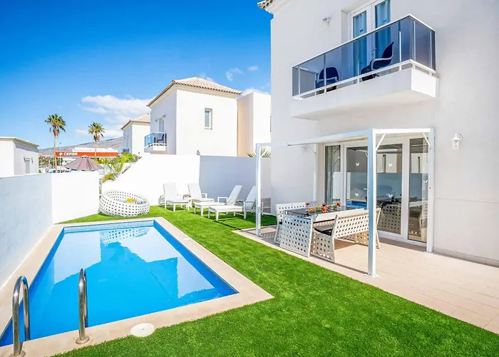 Primrose * Costa Adeje